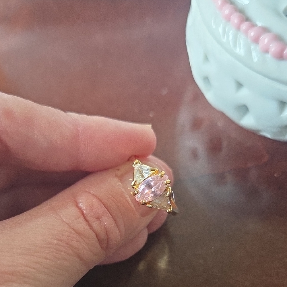 Elegant Gold and Pink Ring